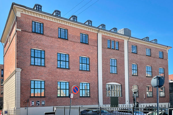 Museum i Aalborg har fået nye vinduer, der matcher fortidens håndværk